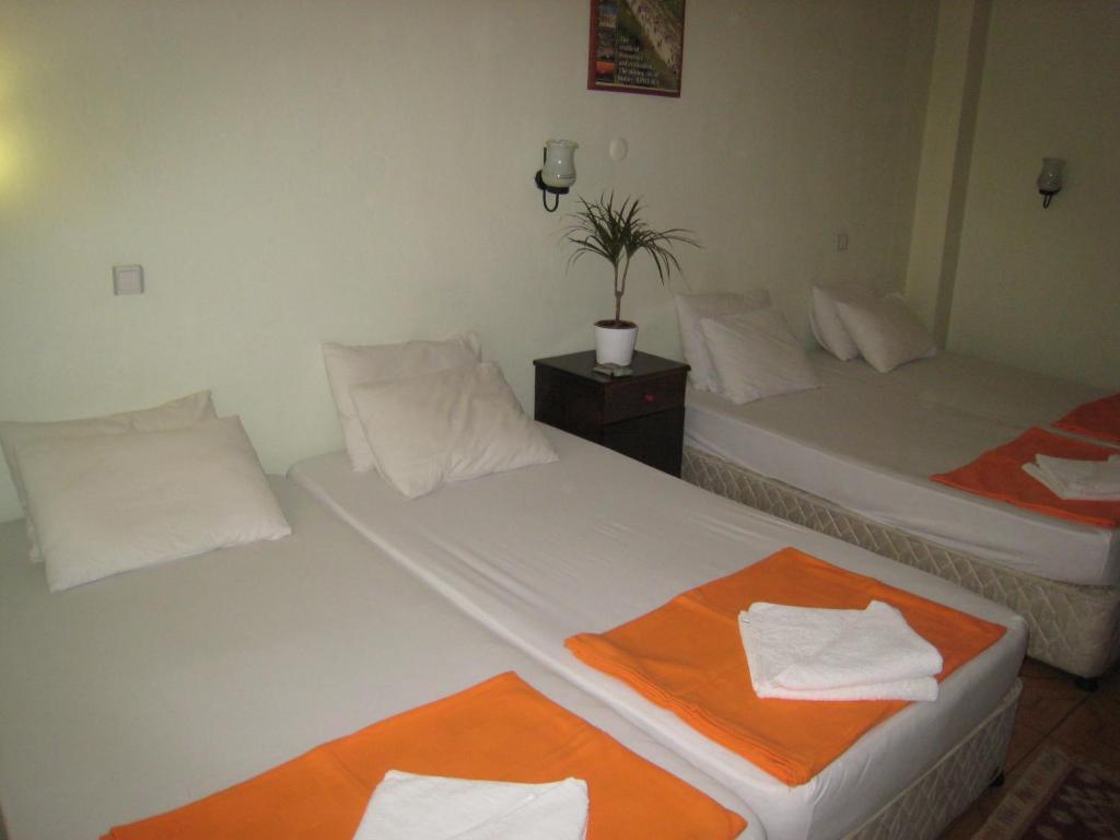 Paris Hotel Selçuk Cameră foto