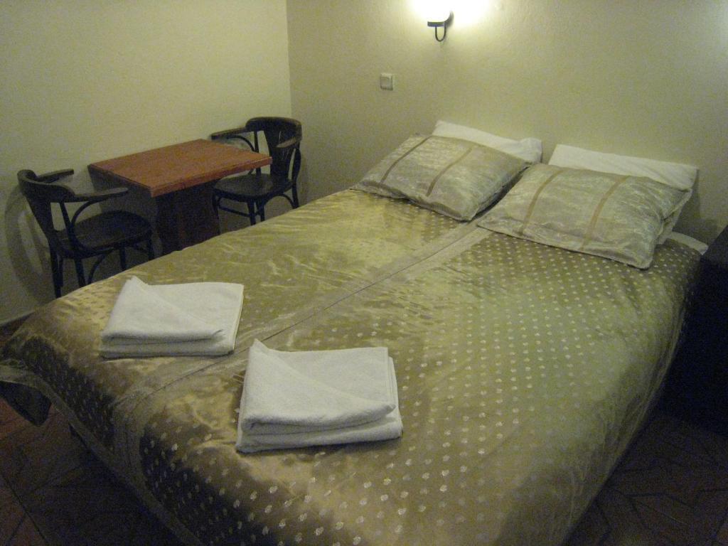 Paris Hotel Selçuk Cameră foto