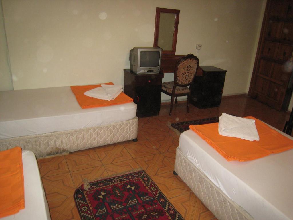 Paris Hotel Selçuk Cameră foto
